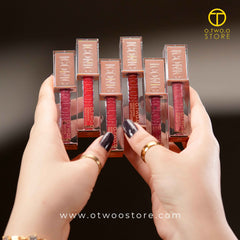 O.TWO.O Hydrating Vinyl Lip Gloss