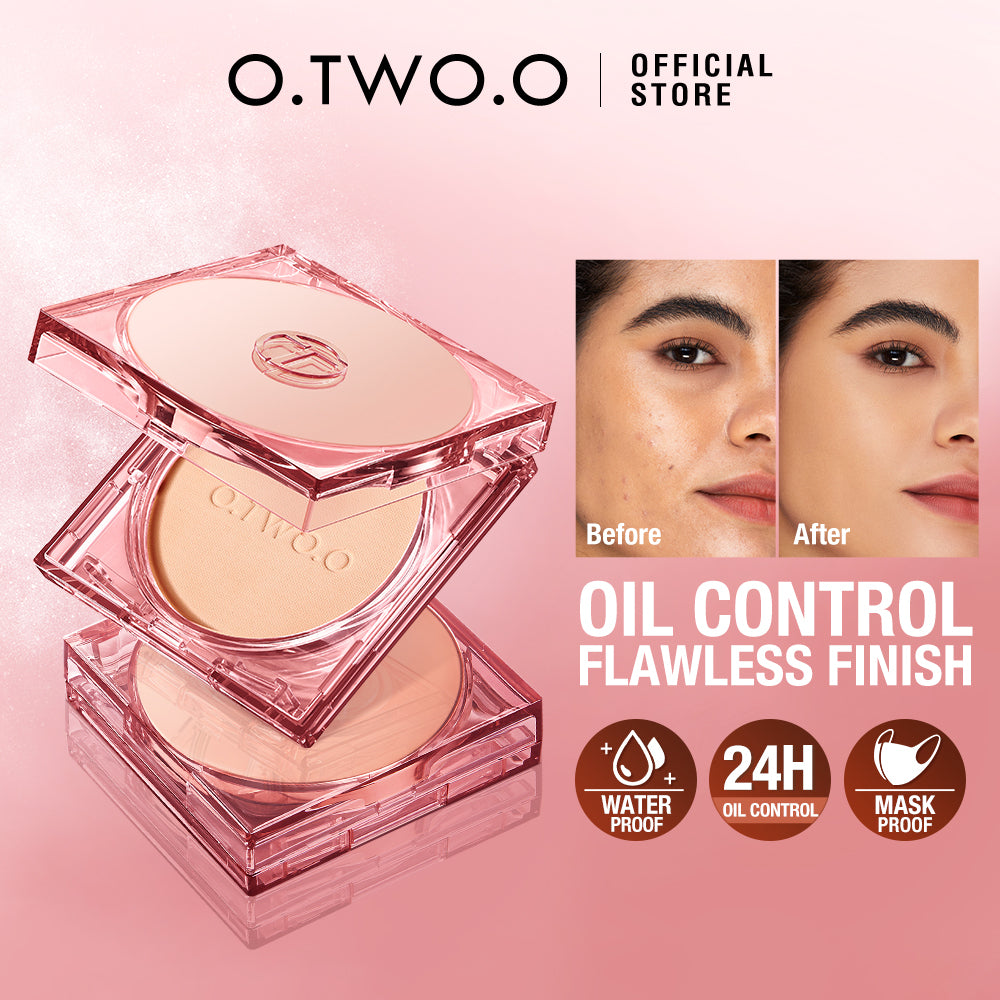 O.TWO.O Oil Control Pressed powder