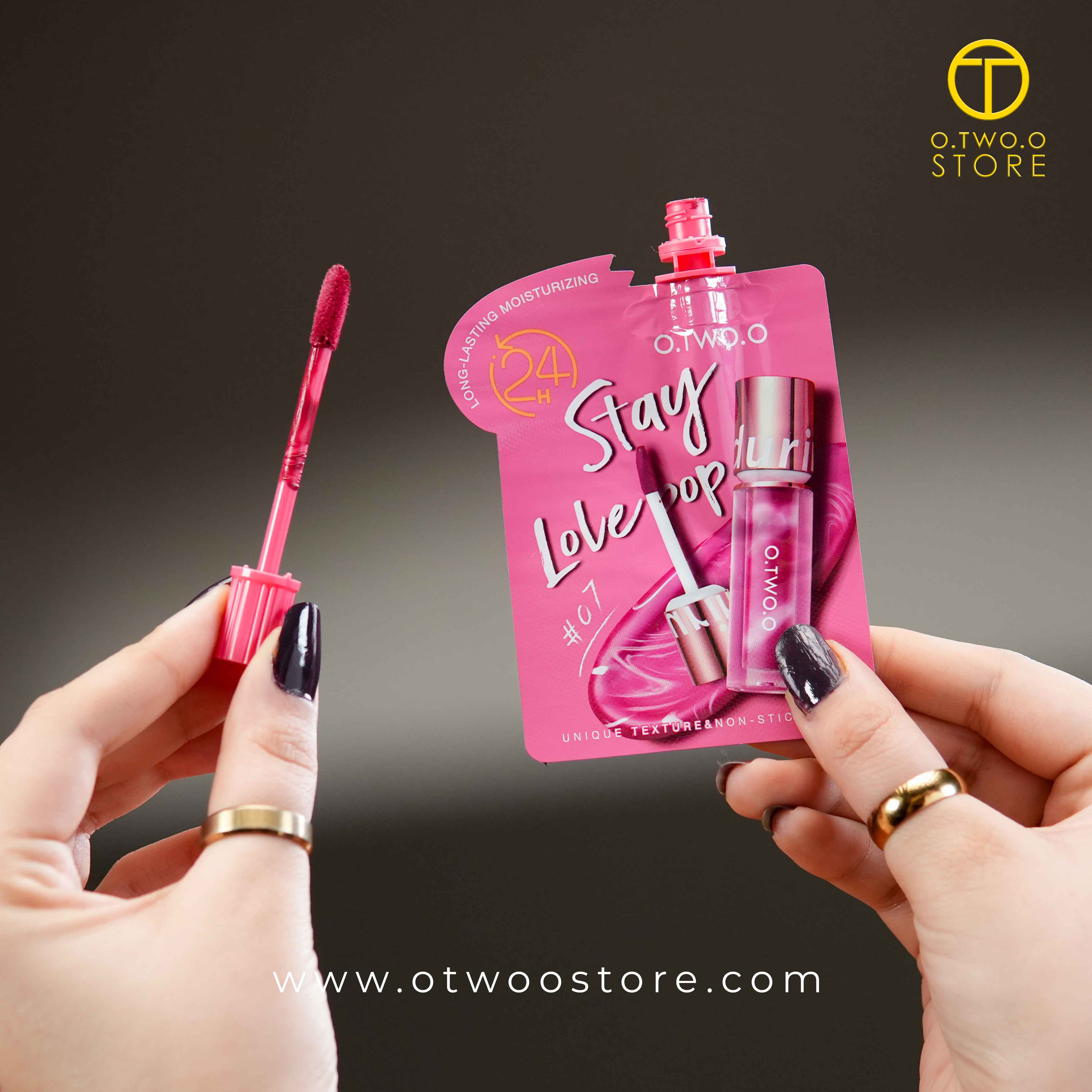 O.TWO.O Lolepop Lipgloss Tester