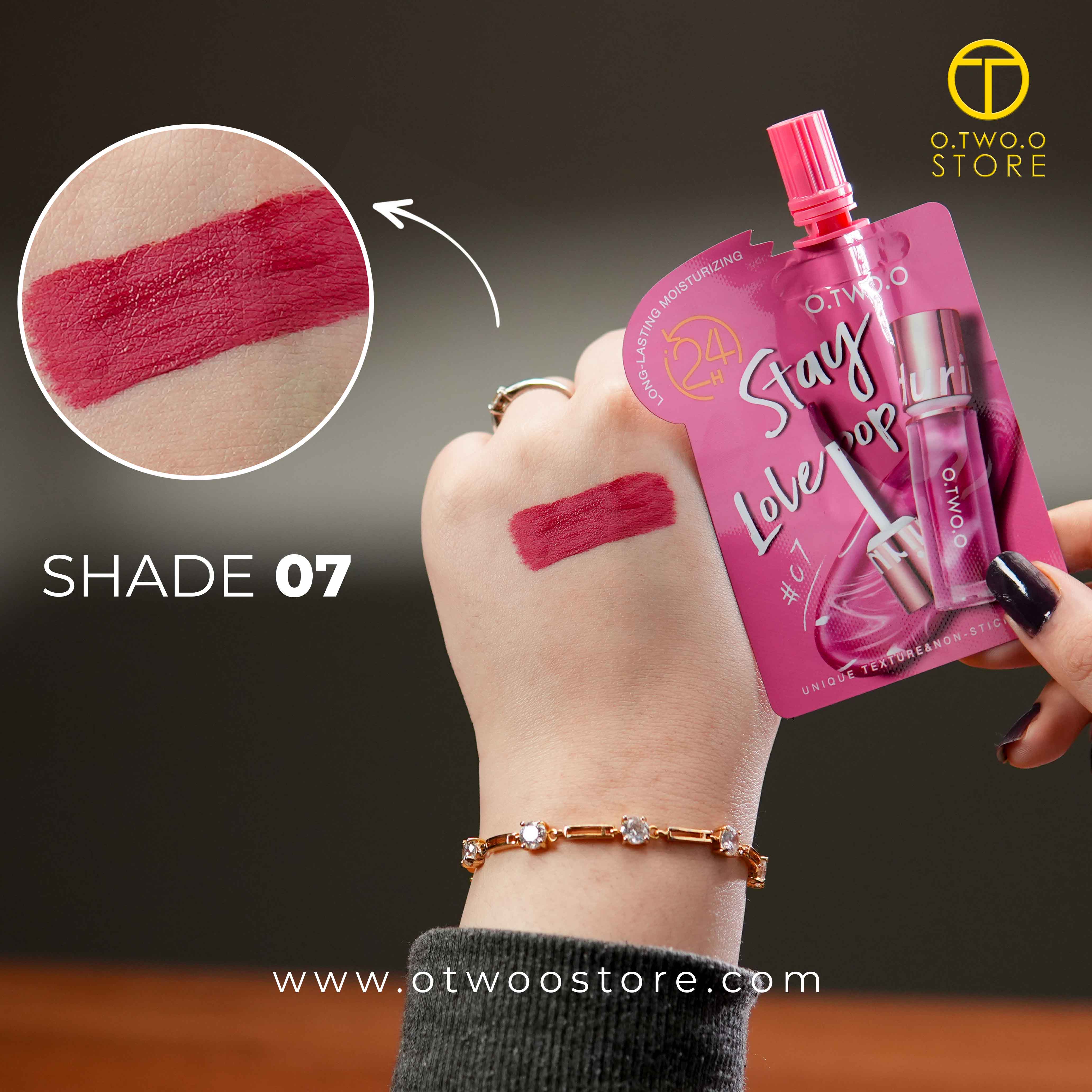 O.TWO.O Lolepop Lipgloss Tester