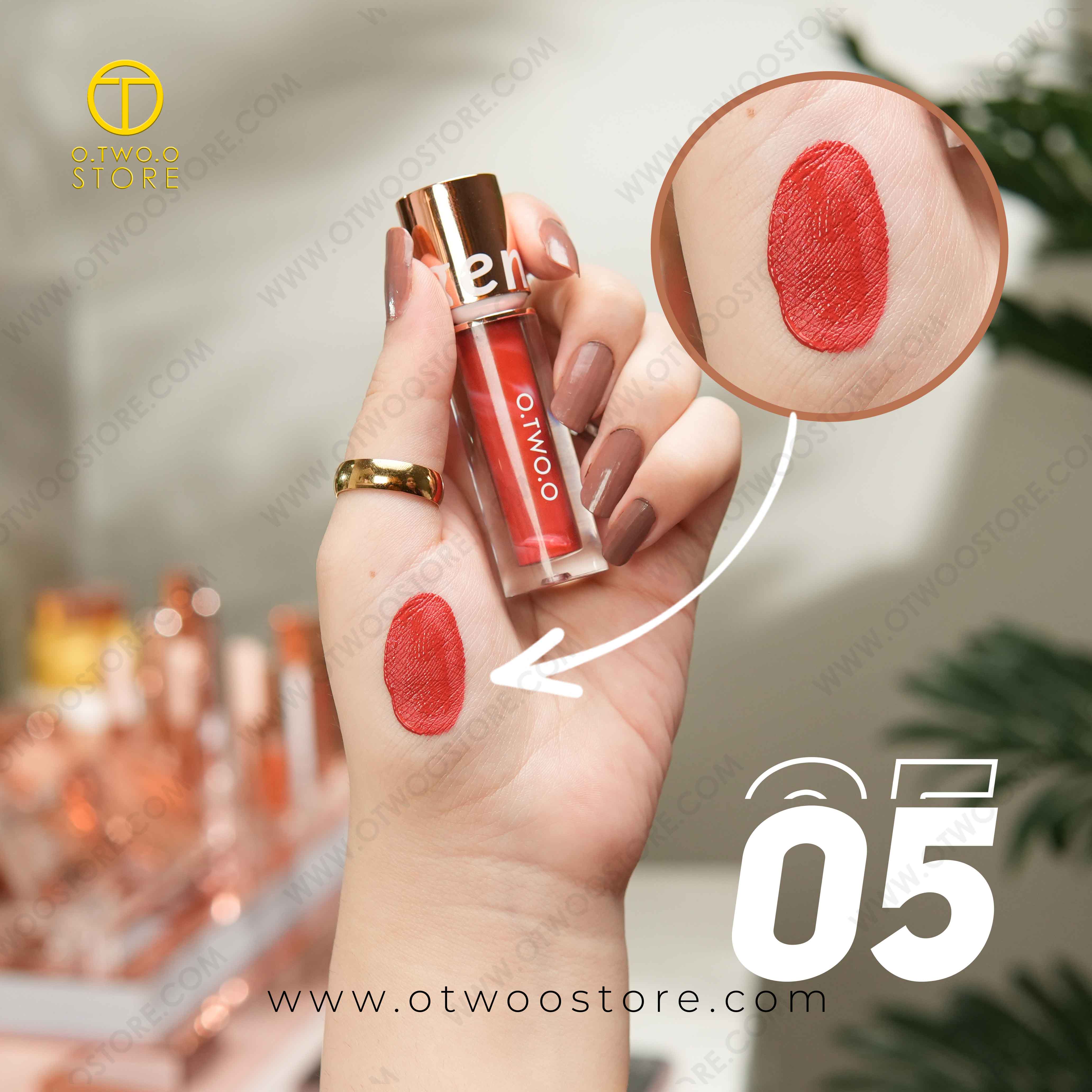 O.TWO.O Ultra Stay Lolepop Lipstick