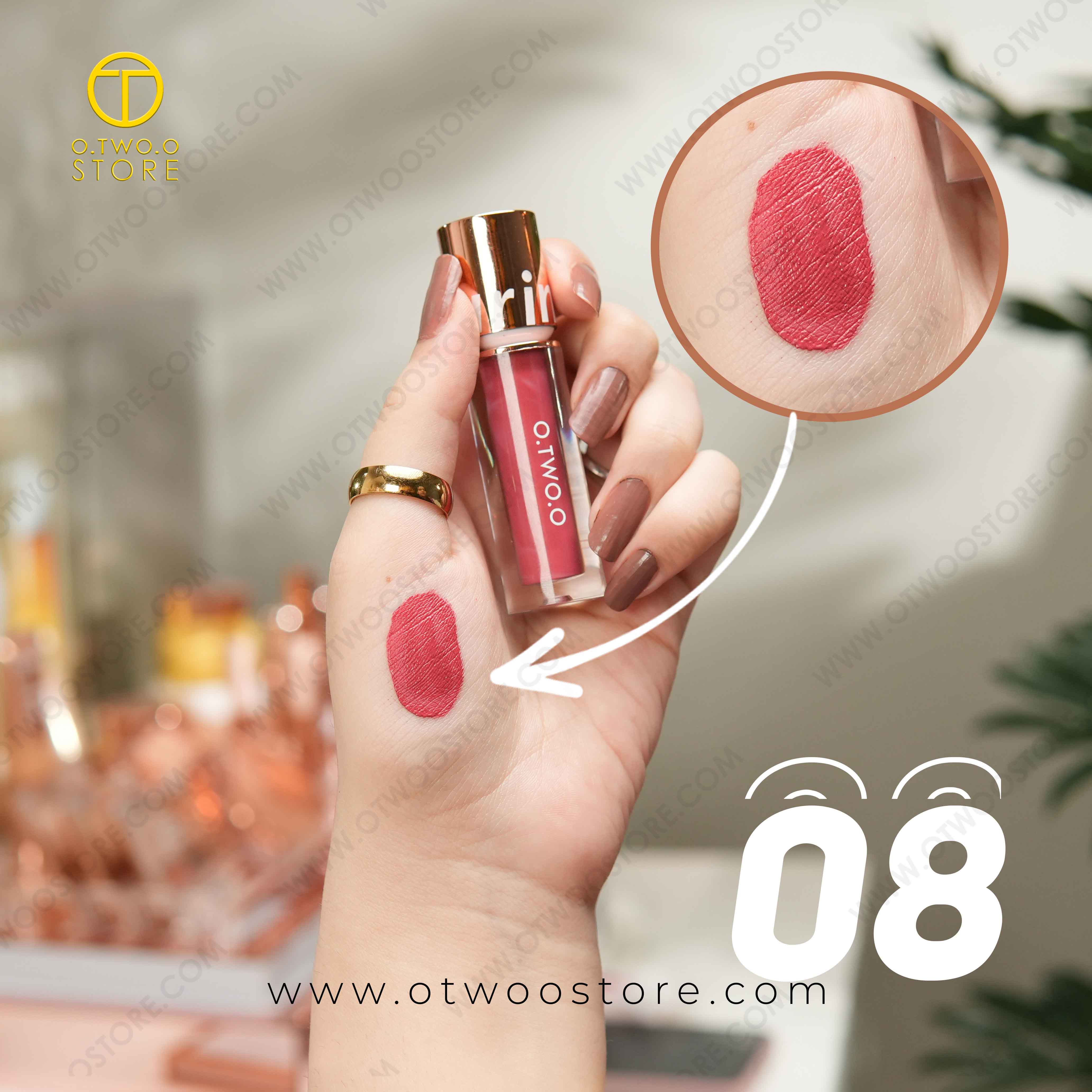 O.TWO.O Ultra Stay Lolepop Lipstick